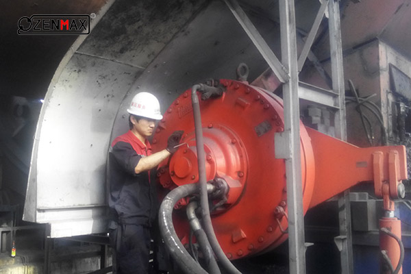 正時(shí)樂(lè)液壓現(xiàn)場(chǎng)服務(wù)